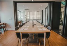 มองหาห้องประชุมกันอยู่ใช่ไหม